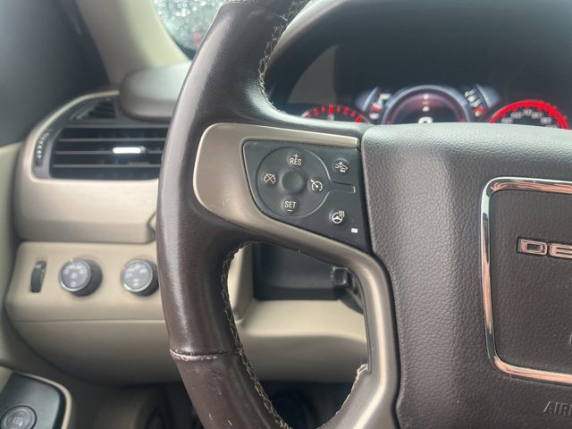 Used 2015 GMC Yukon Denali w/ Open Road Package image 9