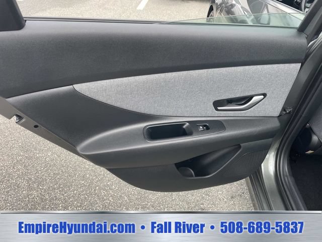 Used 2024 Hyundai Elantra Limited FWD image 14