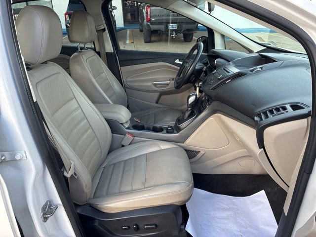 Used 2017 Ford C-MAX Energi SE w/ Equipment Group 402A image 29