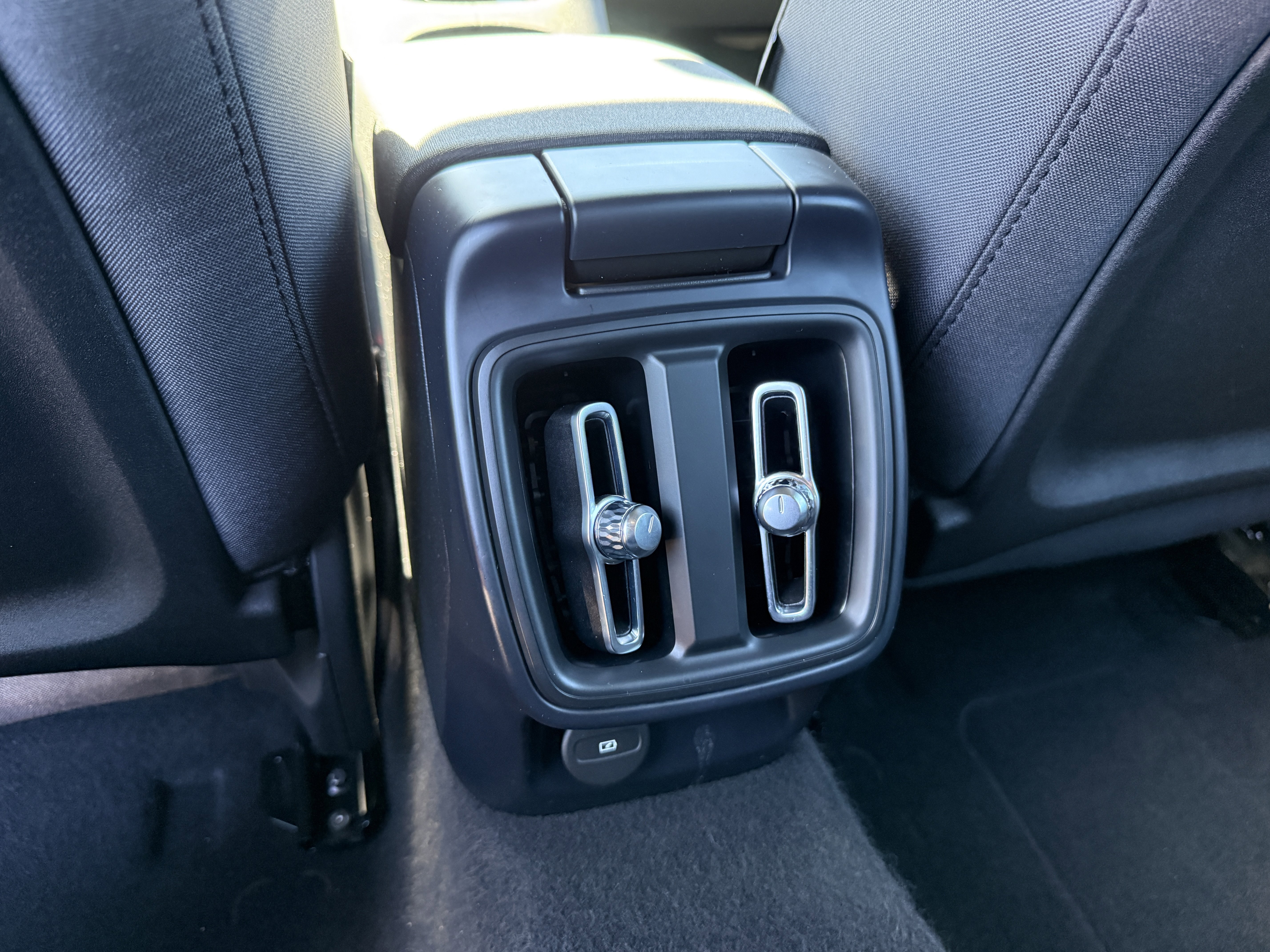 Used 2024 Polestar Polestar 2 image 39