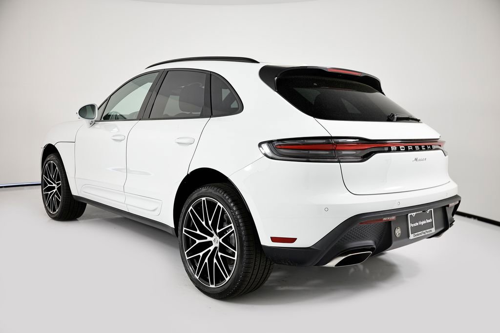 New 2026 Porsche Macan AWD/4WD image 3