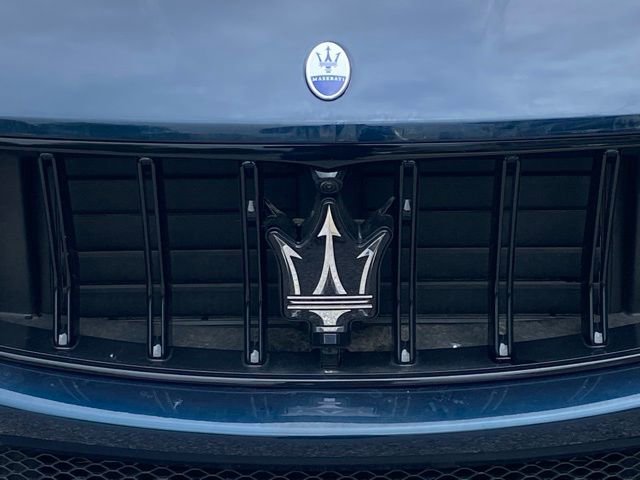 New 2024 Maserati Levante Trofeo image 11