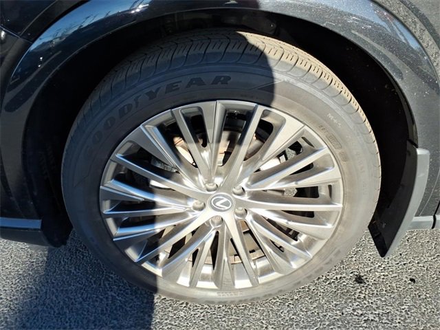 Used 2024 Lexus RX 350 w/ Convenience Package image 28