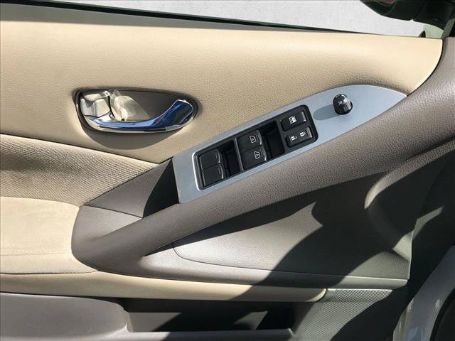Used 2014 Nissan Murano S FWD image 12