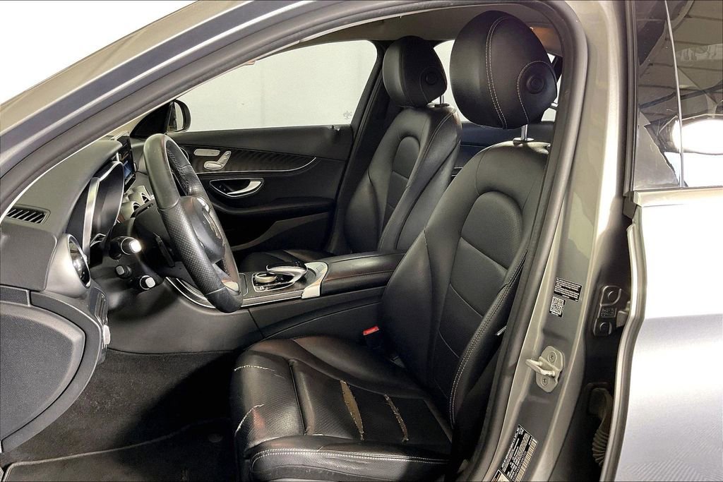 Used 2015 Mercedes-Benz C 300 4MATIC Sedan image 35