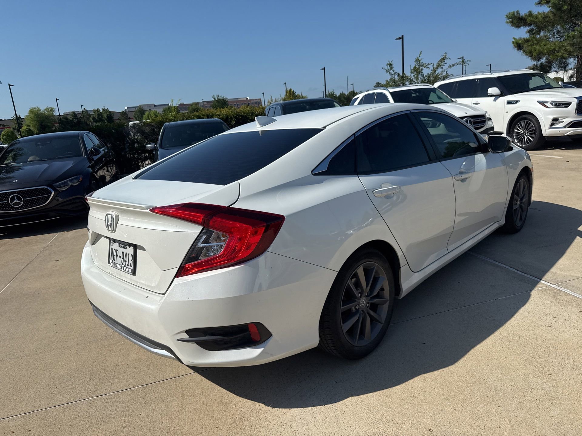 Used 2019 Honda Civic EX image 4
