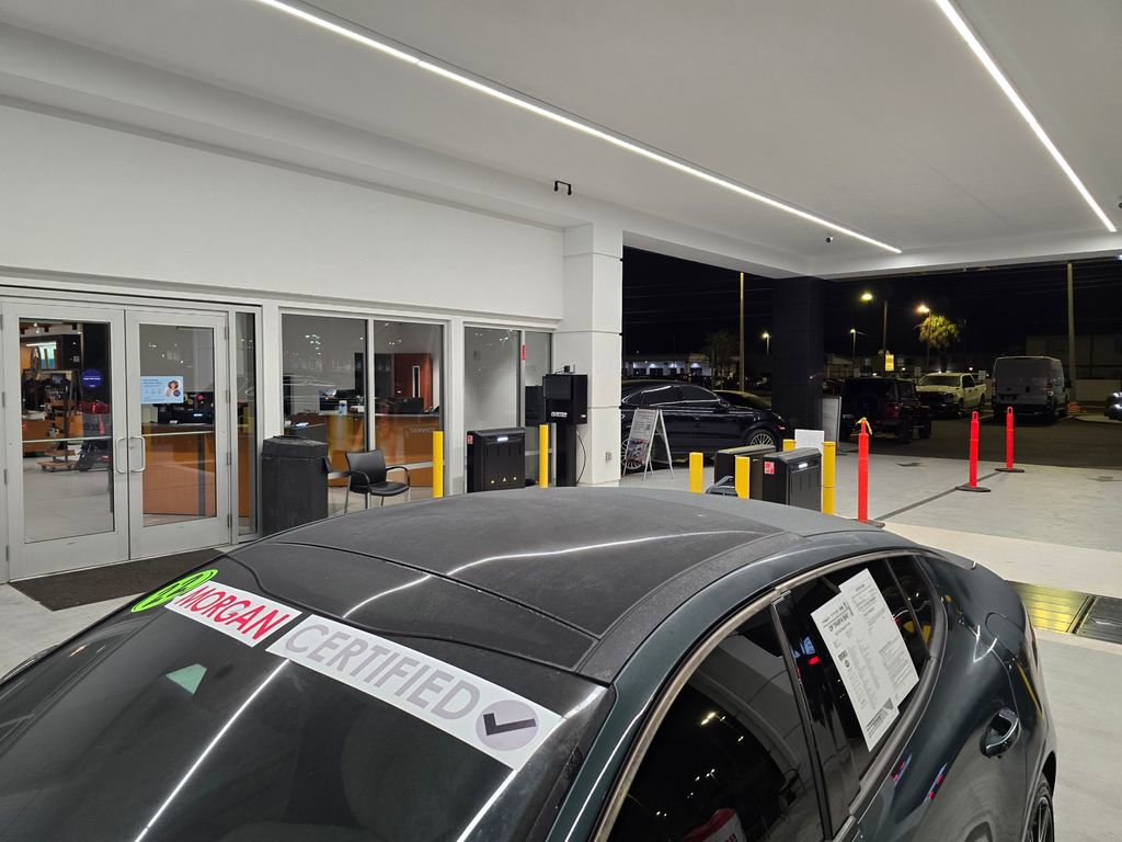 Used 2023 Kia Stinger GT-Line w/ Sun & Sound Package image 12