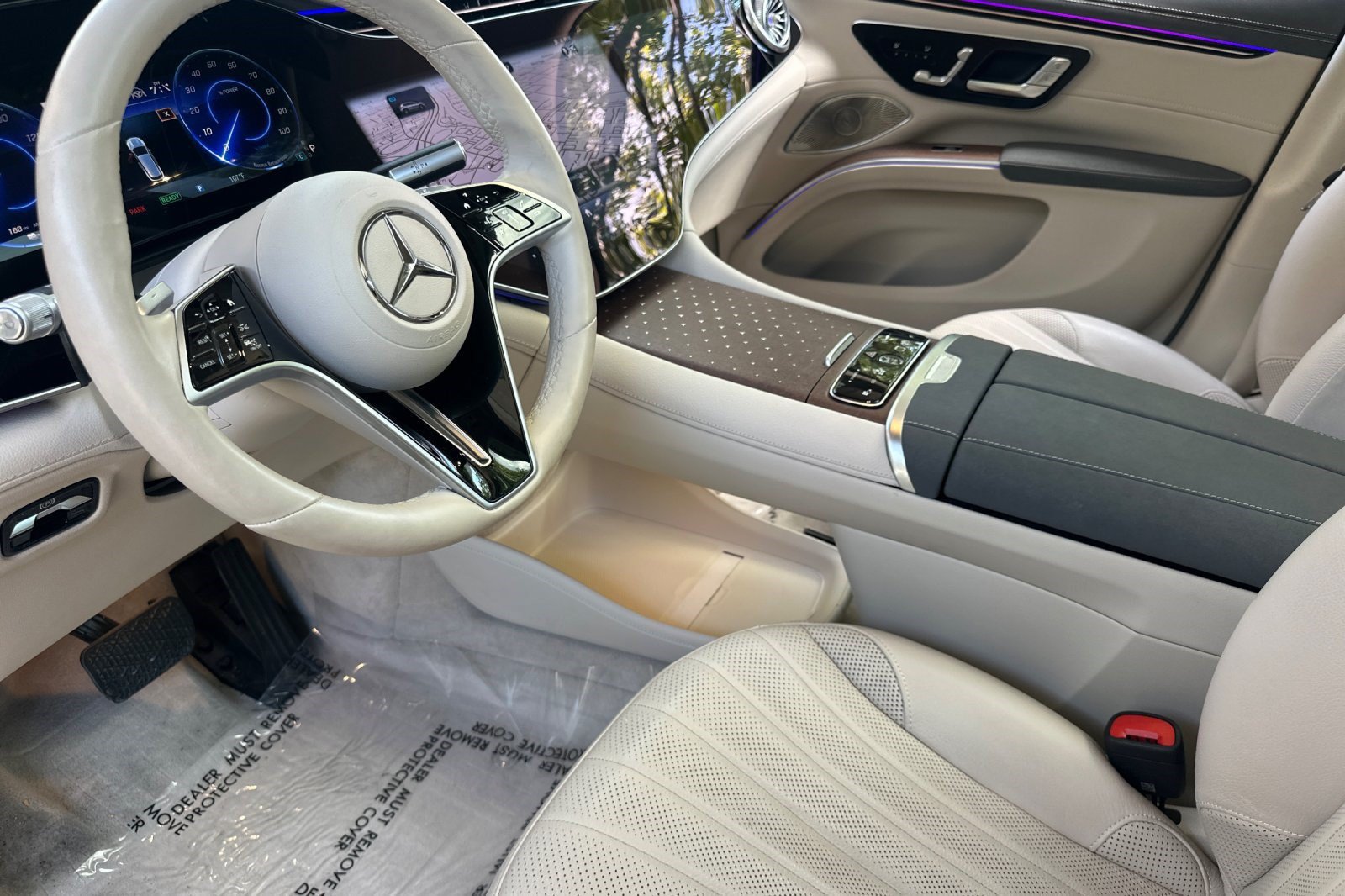 Certified 2023 Mercedes-Benz EQS 580 4MATIC SUV image 4