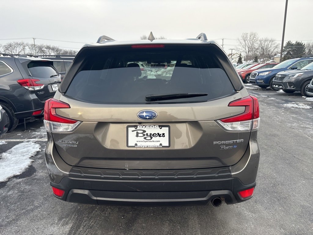 Used 2019 Subaru Forester Limited w/ Popular Package #3 image 4