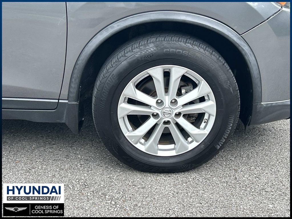 Used 2015 Nissan Rogue SV FWD image 9