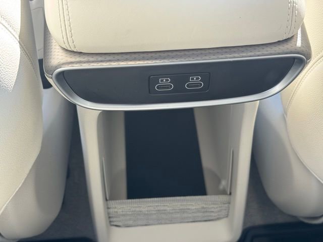 Used 2023 Genesis GV60 Advanced image 41