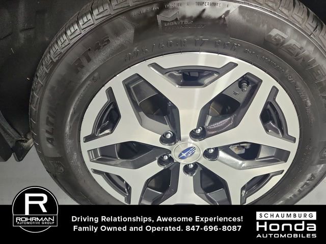 Used 2022 Subaru Forester Premium AWD/4WD image 5