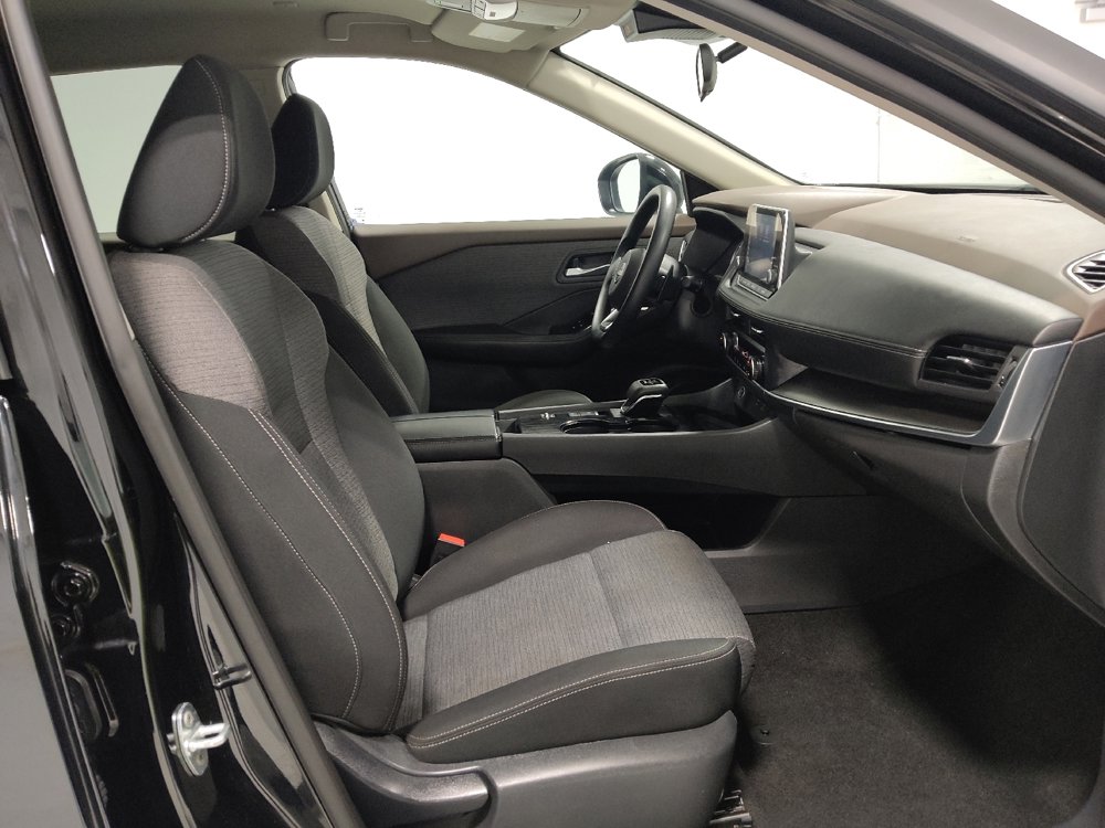 Used 2023 Nissan Rogue SV image 21