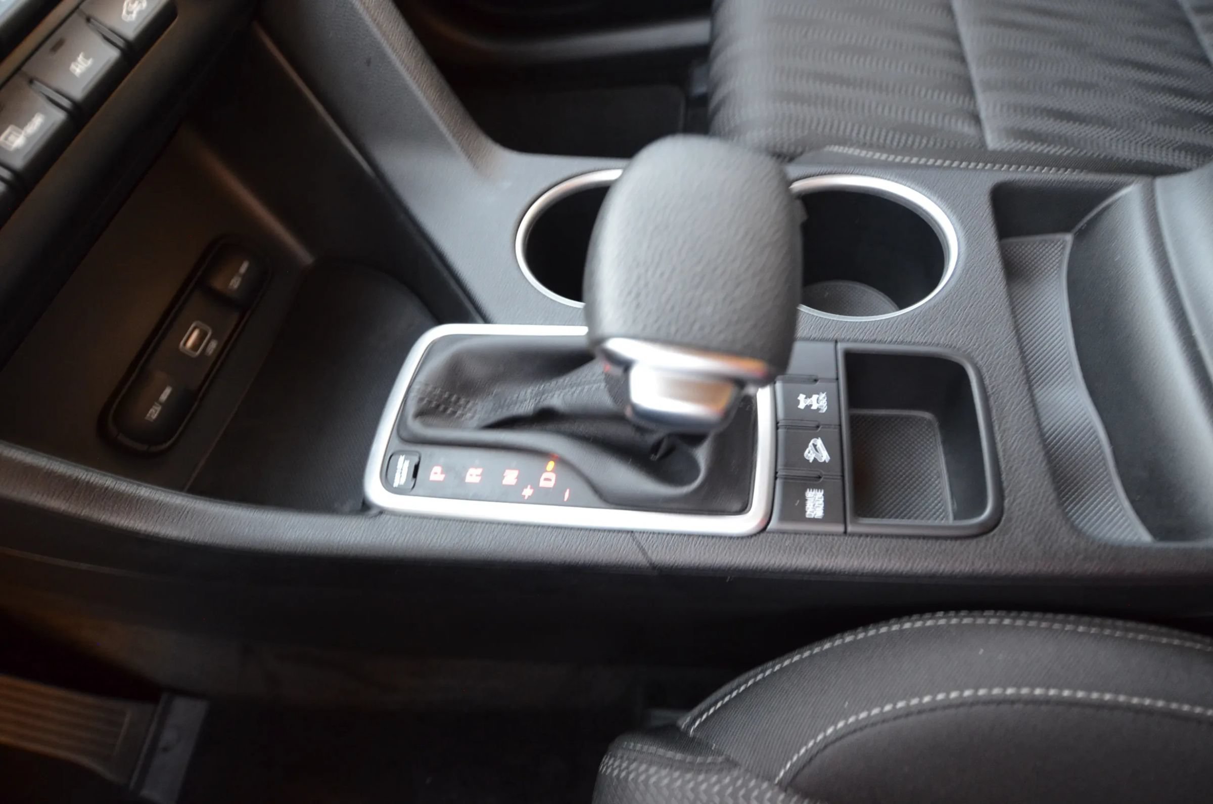 Used 2020 Kia Sportage LX AWD/4WD image 33