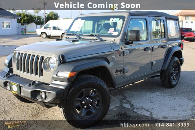 Used 2023 Jeep Wrangler Sport image 11