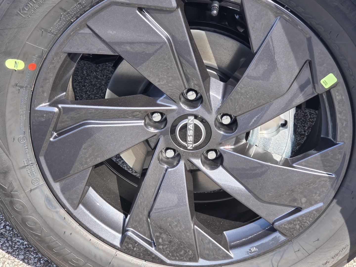 New 2027 Nissan Rogue SV AWD/4WD image 10