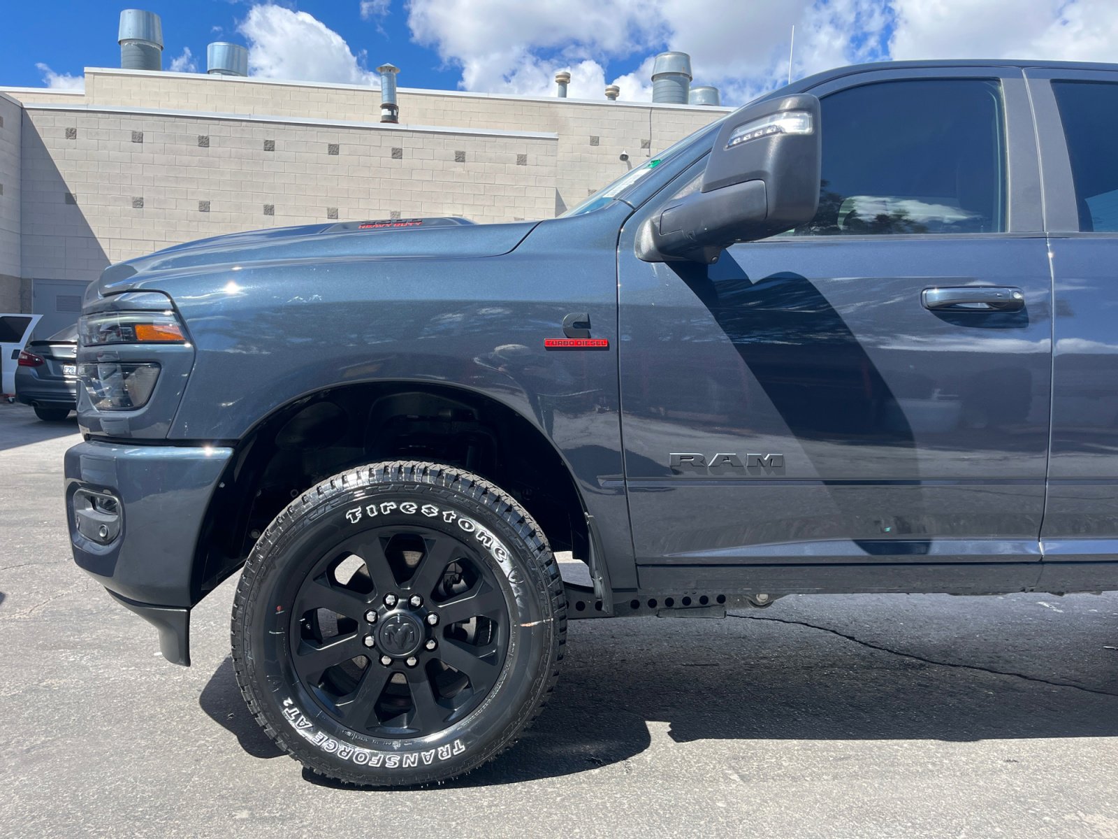 New 2025 RAM 2500 Laramie w/ Night Edition AWD/4WD image 9