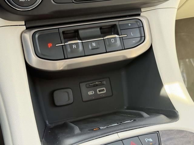 Used 2023 GMC Acadia Denali w/ Denali Ultimate Package image 33