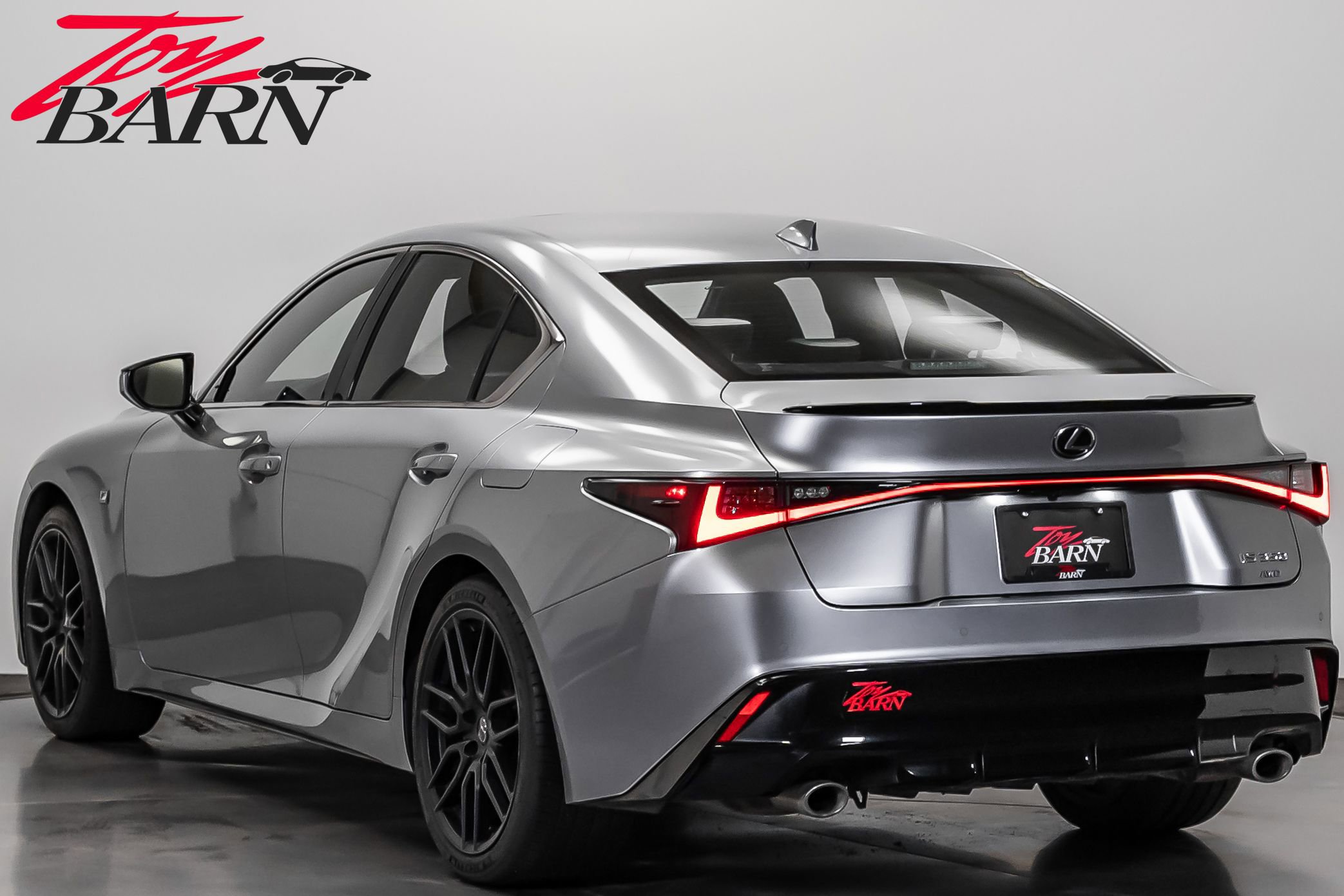 Used 2023 Lexus IS 350 F Sport image 3