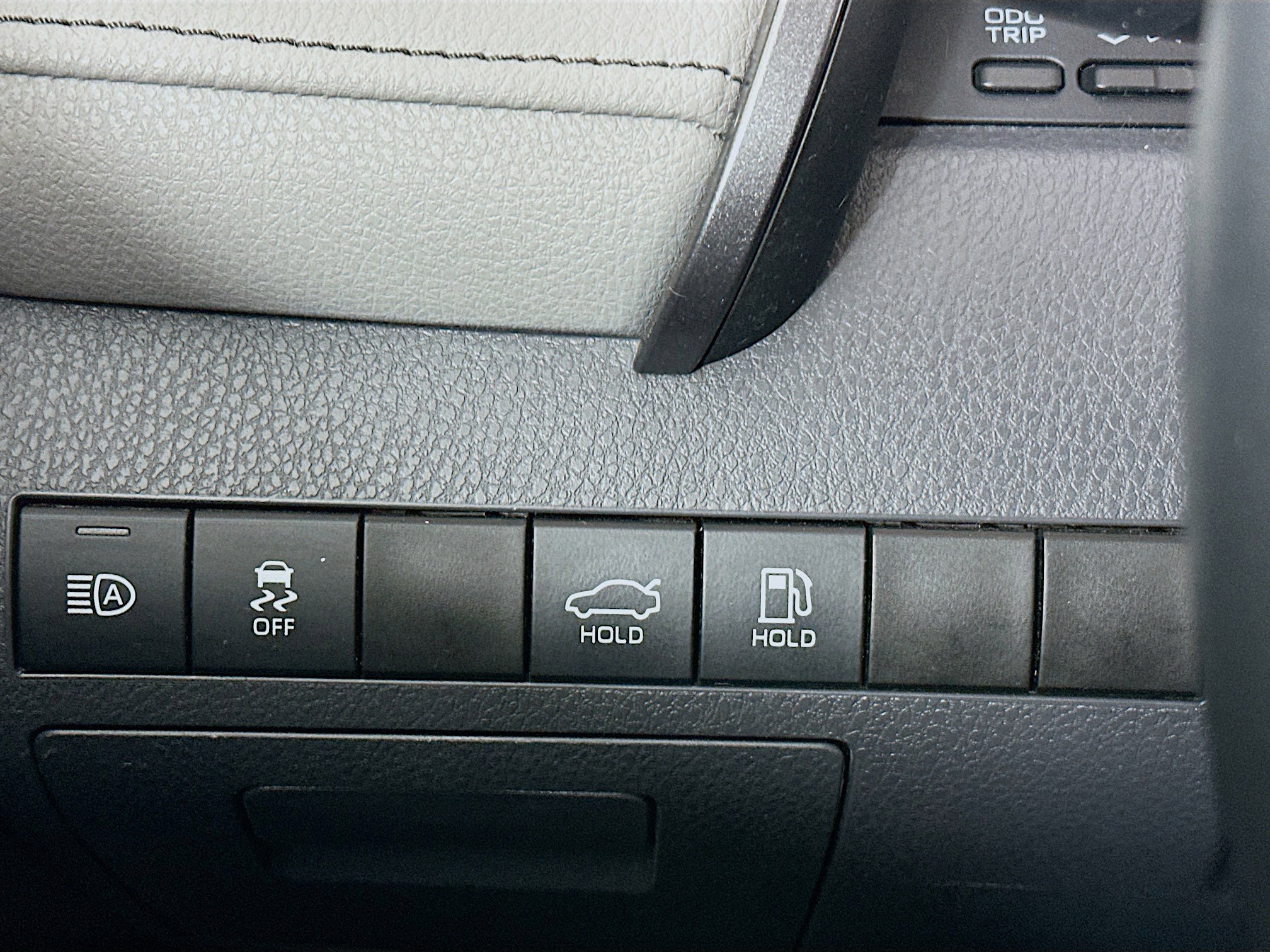 Used 2023 Toyota Camry XLE image 16