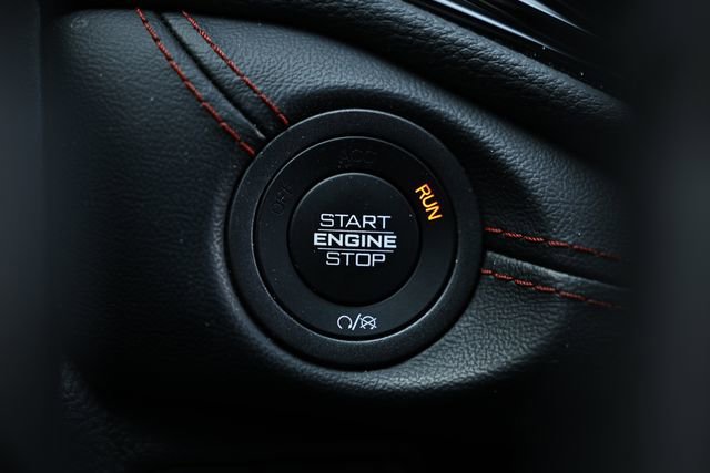 Used 2024 Dodge Durango GT image 33