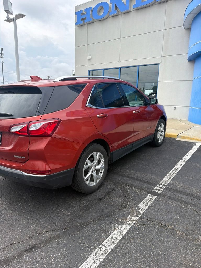 Used 2020 Chevrolet Equinox Premier FWD image 11