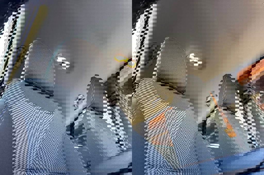 New 2027 Chevrolet Bolt LT w/ Comfort Package image 17