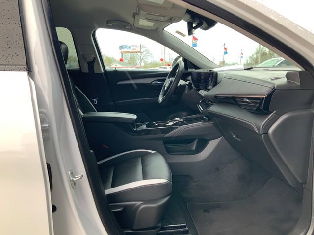 Used 2025 Buick Envision Sport Touring AWD/4WD image 16