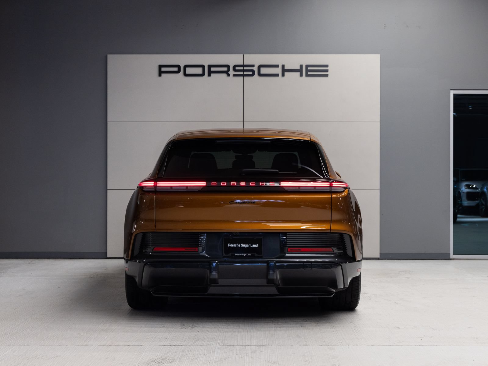 New 2026 Porsche Cayenne Electric AWD/4WD image 6