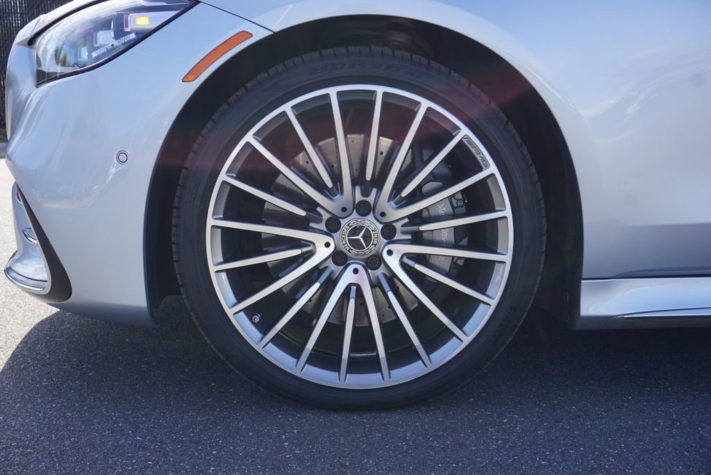 Certified 2023 Mercedes-Benz S 580 4MATIC Sedan image 9