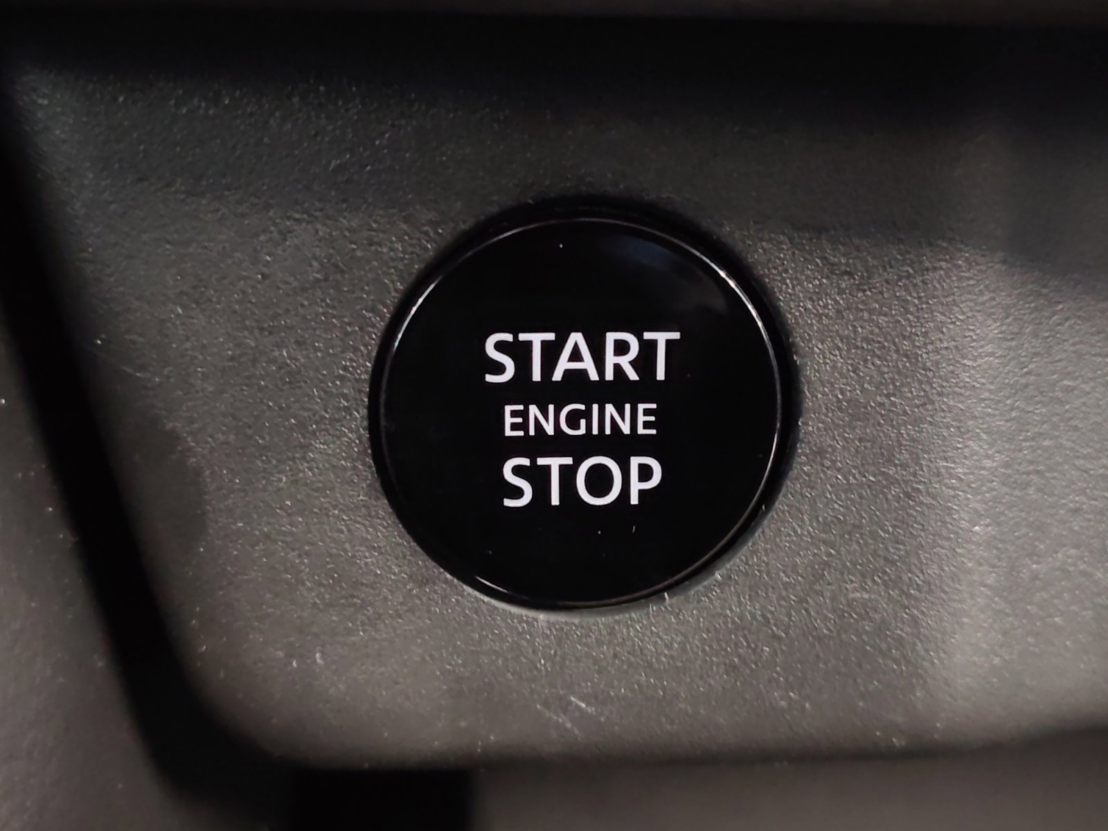 Certified 2024 Nissan Rogue S image 31