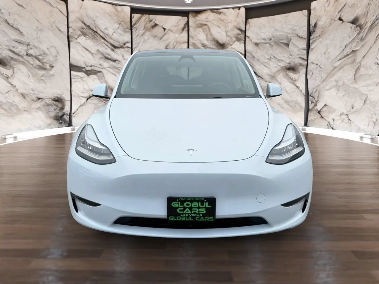 Used 2023 Tesla Model Y Long Range AWD/4WD image 3