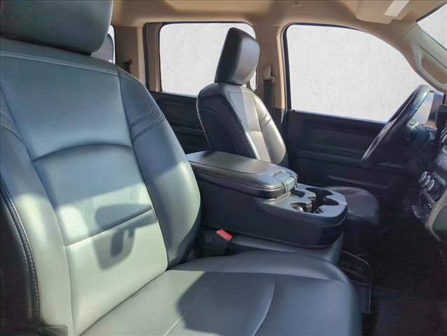 Used 2019 RAM 3500 Tradesman image 23