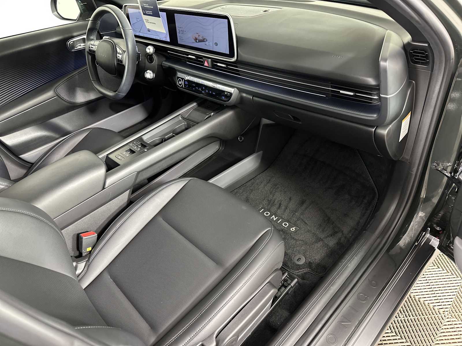 Used 2024 Hyundai Ioniq 6 SEL AWD/4WD image 26