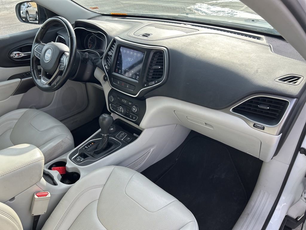 Used 2021 Jeep Cherokee Latitude Lux w/ Comfort/Convenience Group image 38