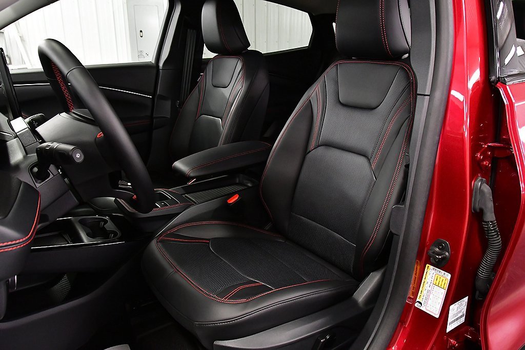 Used 2025 Ford Mustang Mach-E Premium w/ Sport Appearance Package image 27