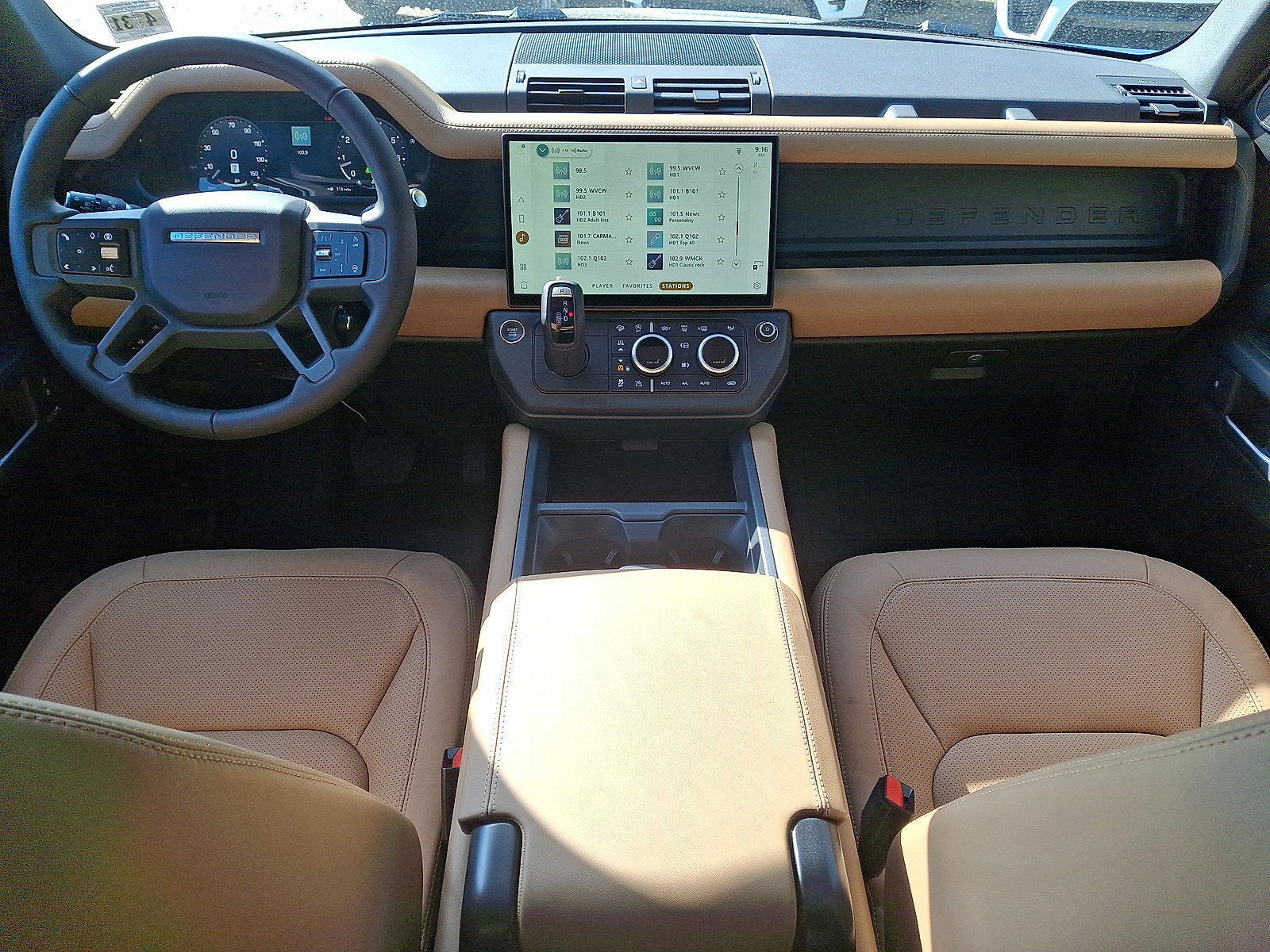 New 2026 Land Rover Defender 110 X-Dynamic SE AWD/4WD image 13