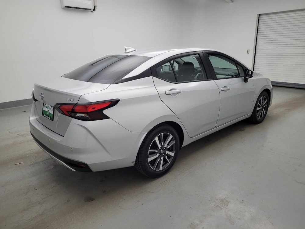 Used 2021 Nissan Versa SV FWD image 10