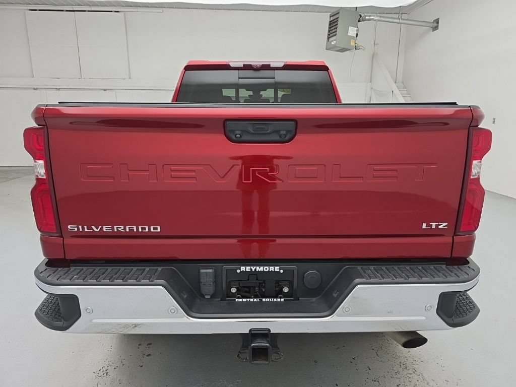 Used 2021 Chevrolet Silverado 3500 LTZ w/ LTZ Premium Package AWD/4WD image 10