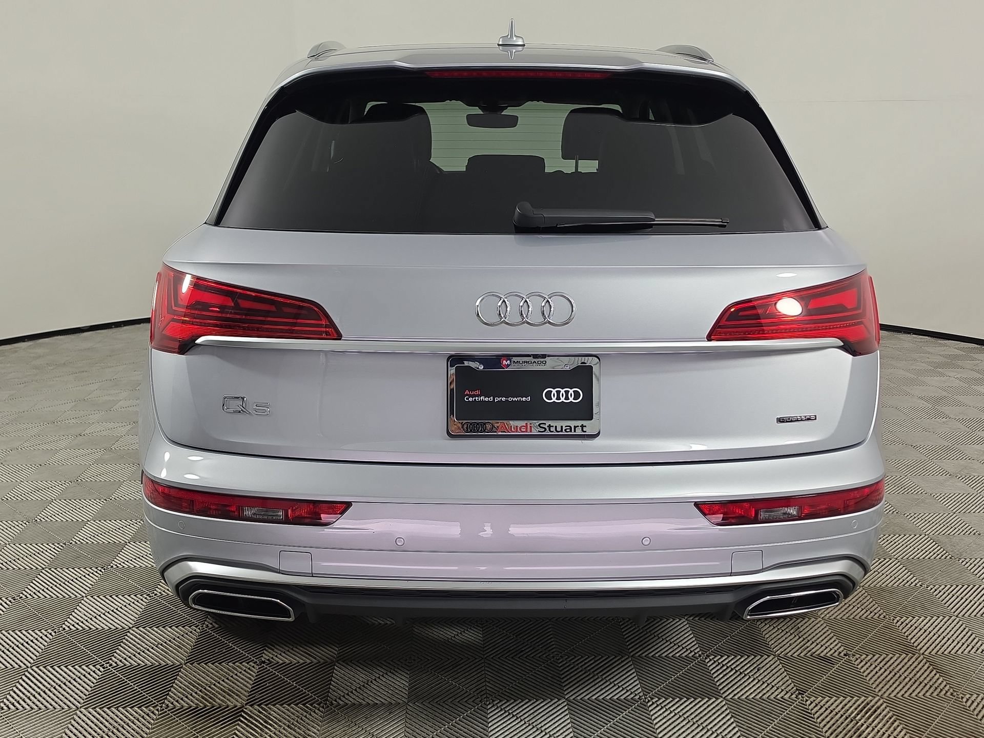 Used 2024 Audi Q5 2.0T Premium Plus w/ Premium Plus Package AWD/4WD image 6