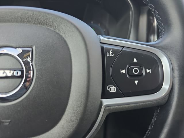 Used 2022 Volvo XC60 T8 Inscription Expression w/ Advanced Package image 18