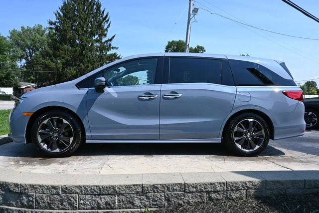 Used 2023 Honda Odyssey Elite image 8