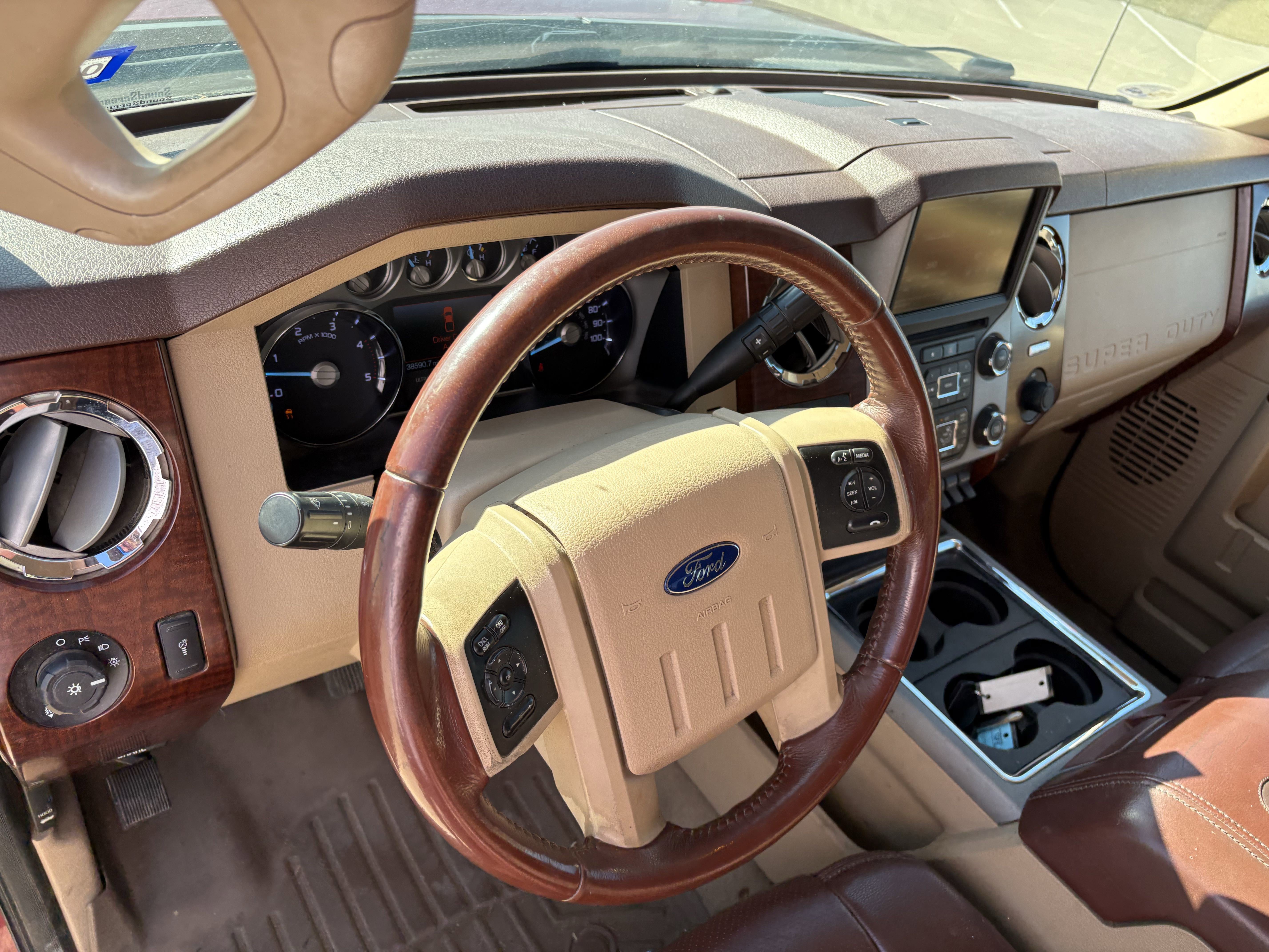 Used 2014 Ford F350 King Ranch image 27