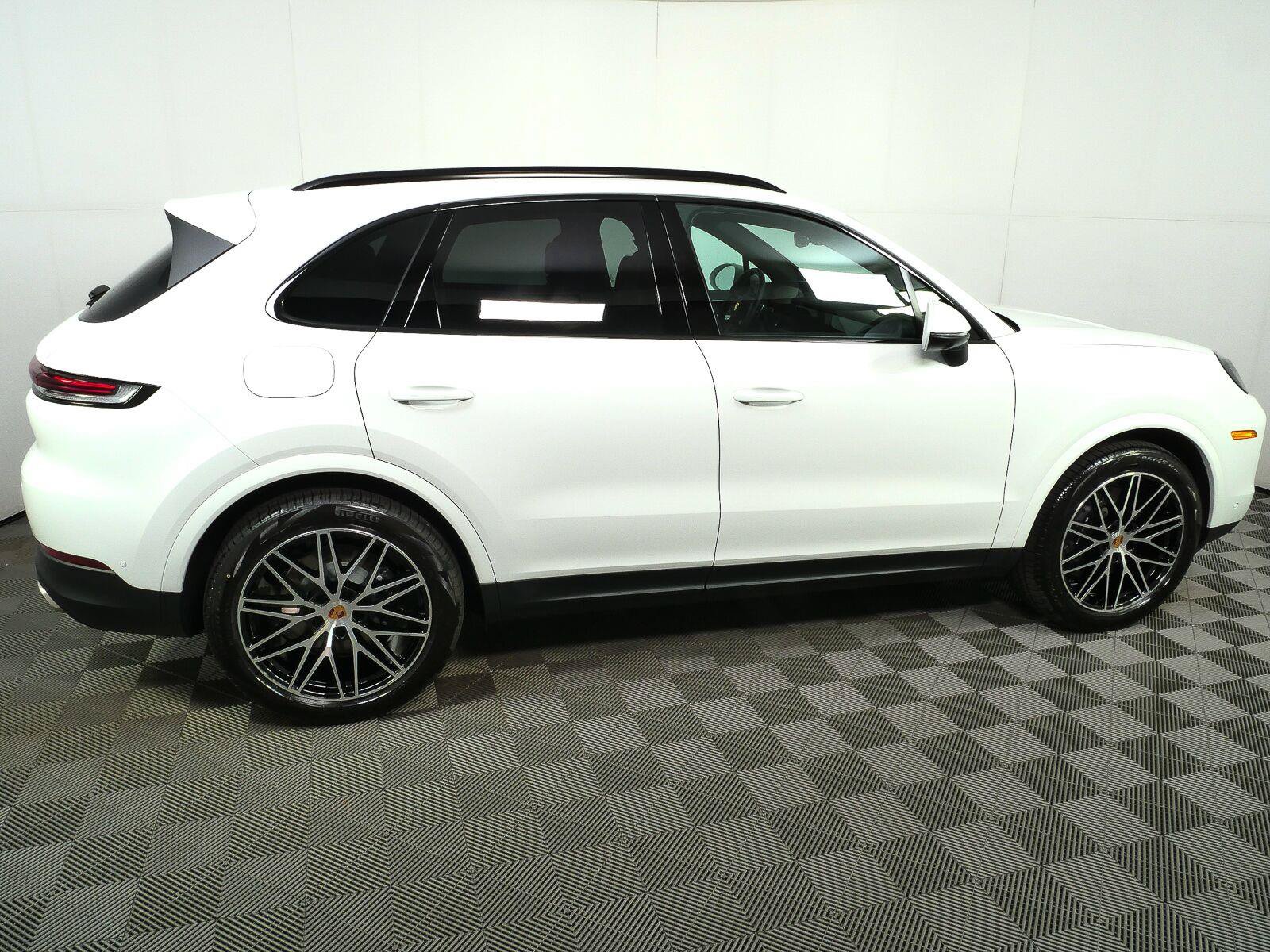 New 2026 Porsche Cayenne AWD/4WD image 26
