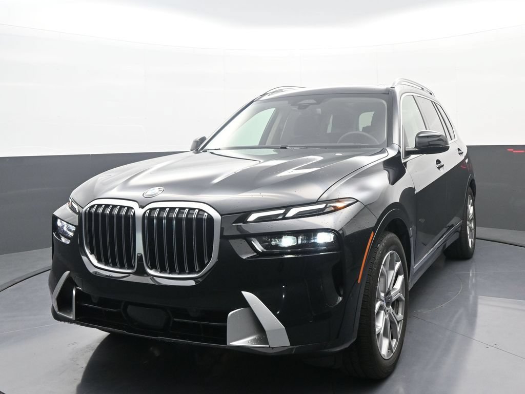 Used 2026 BMW X7 xDrive40i AWD/4WD image 1