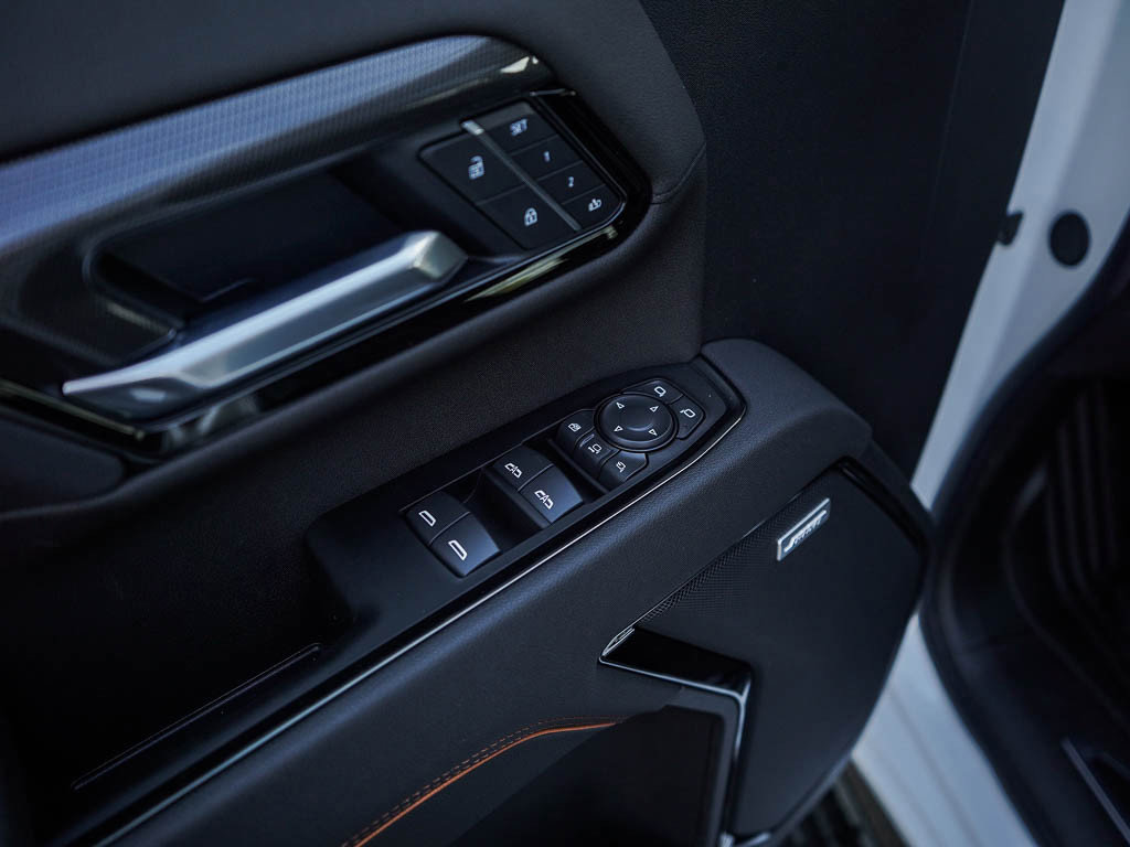 New 2026 GMC Sierra 3500 AT4 w/ AT4 Premium Plus Package image 17