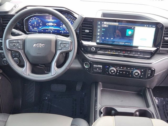 Used 2025 Chevrolet Silverado 2500 ZR2 w/ Technology Package image 38