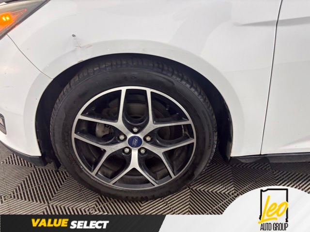 Used 2017 Ford Focus SEL FWD image 21