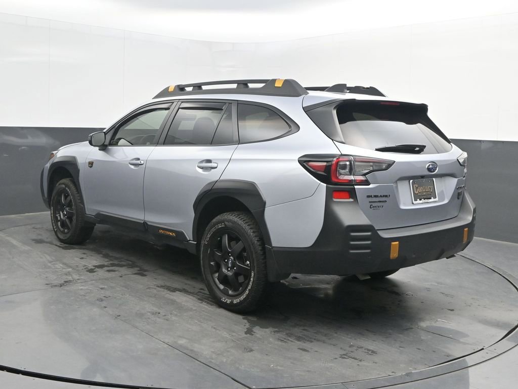 Used 2025 Subaru Outback Wilderness image 3