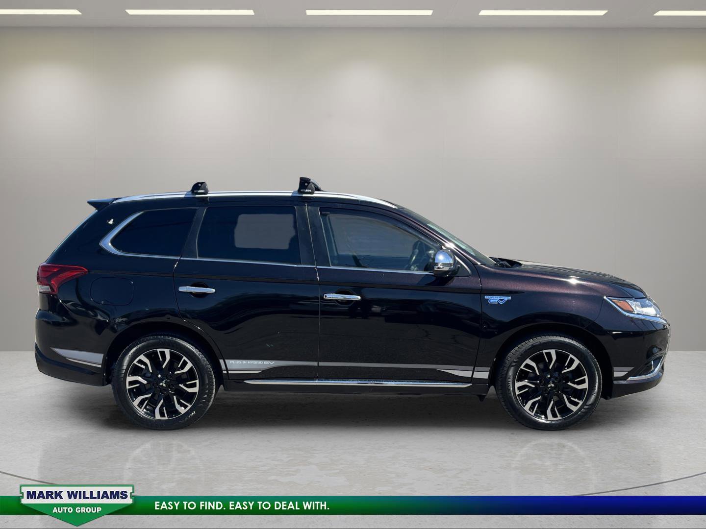 Used 2018 Mitsubishi Outlander SEL image 2
